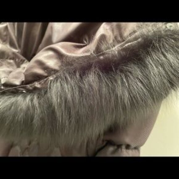 Cavalli down jacket with detachable hood and fox fur. - Picture 2 of 7